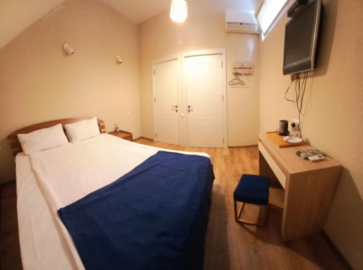 Hotel Lile Tbilisi Ngoại thất bức ảnh